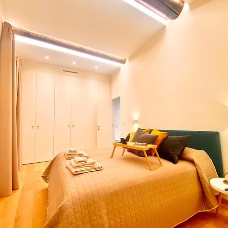 Amazing San Lorenzo 19, Rolli Palace Unesco - Stunning View Overlooking The Cathedral - Free Private Parking- Génova Exterior foto