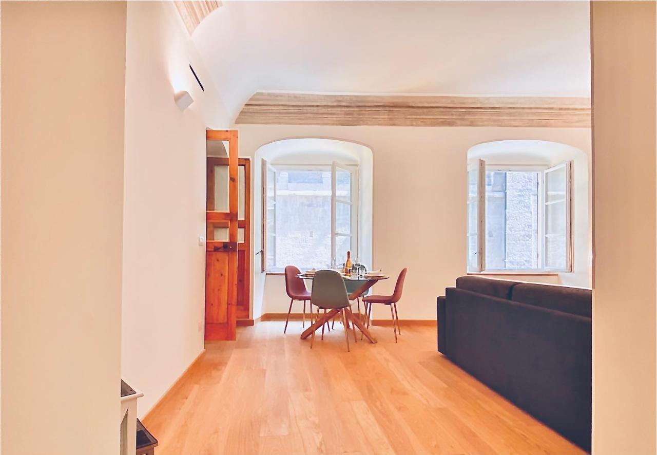 Amazing San Lorenzo 19, Rolli Palace Unesco - Stunning View Overlooking The Cathedral - Free Private Parking- Génova Exterior foto