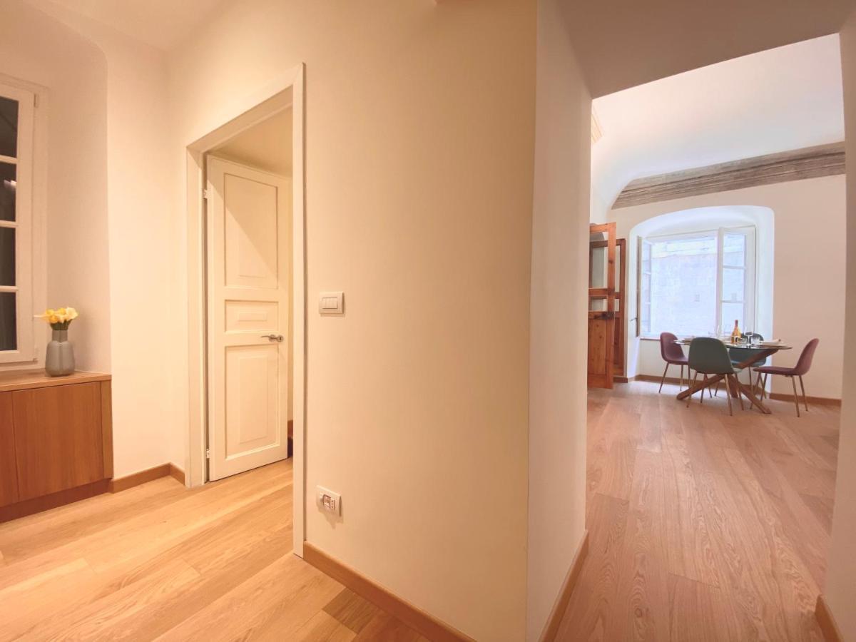 Amazing San Lorenzo 19, Rolli Palace Unesco - Stunning View Overlooking The Cathedral - Free Private Parking- Génova Exterior foto