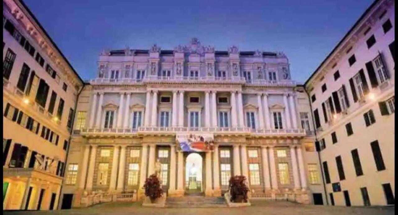 Amazing San Lorenzo 19, Rolli Palace Unesco - Stunning View Overlooking The Cathedral - Free Private Parking- Génova Exterior foto